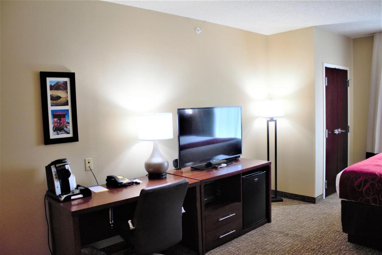 Comfort Suites Huntersville Near Lake Norman Extérieur photo