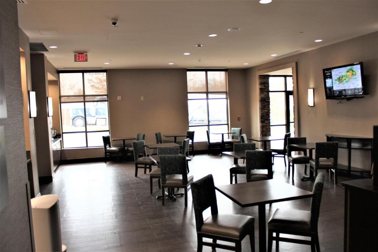 Comfort Suites Huntersville Near Lake Norman Extérieur photo
