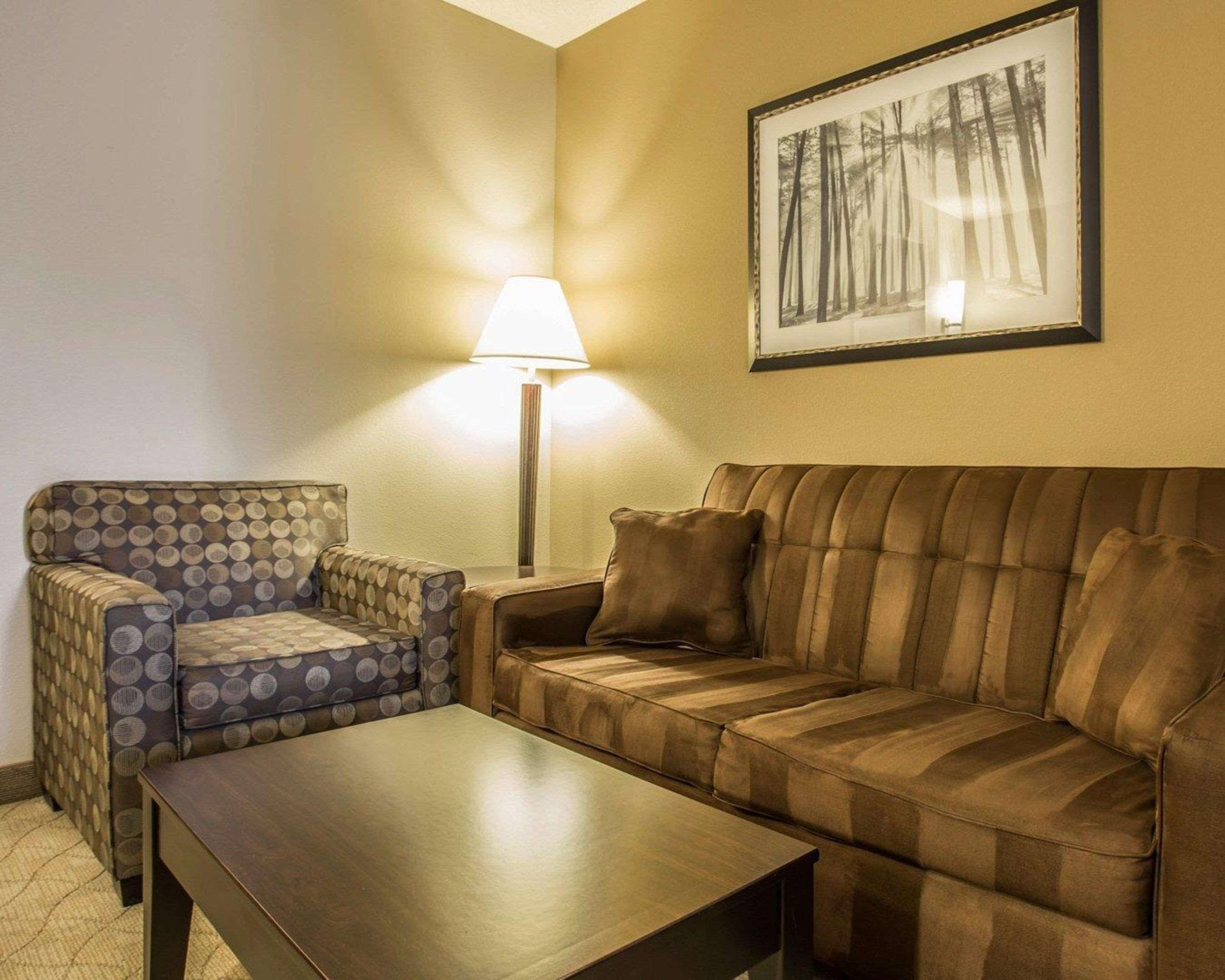Comfort Suites Huntersville Near Lake Norman Extérieur photo
