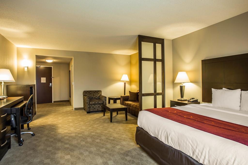 Comfort Suites Huntersville Near Lake Norman Extérieur photo