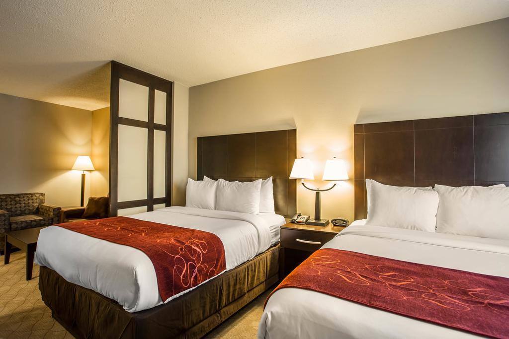 Comfort Suites Huntersville Near Lake Norman Extérieur photo