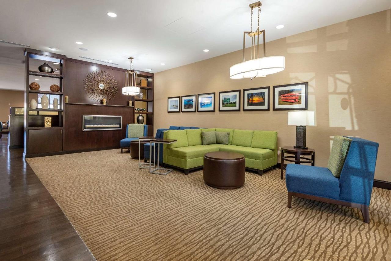Comfort Suites Huntersville Near Lake Norman Extérieur photo